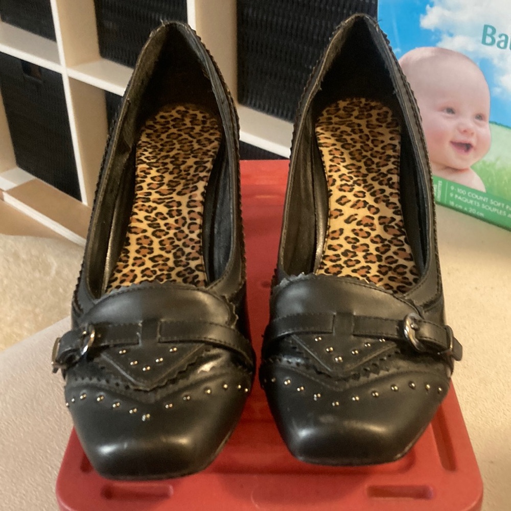 Black heels
